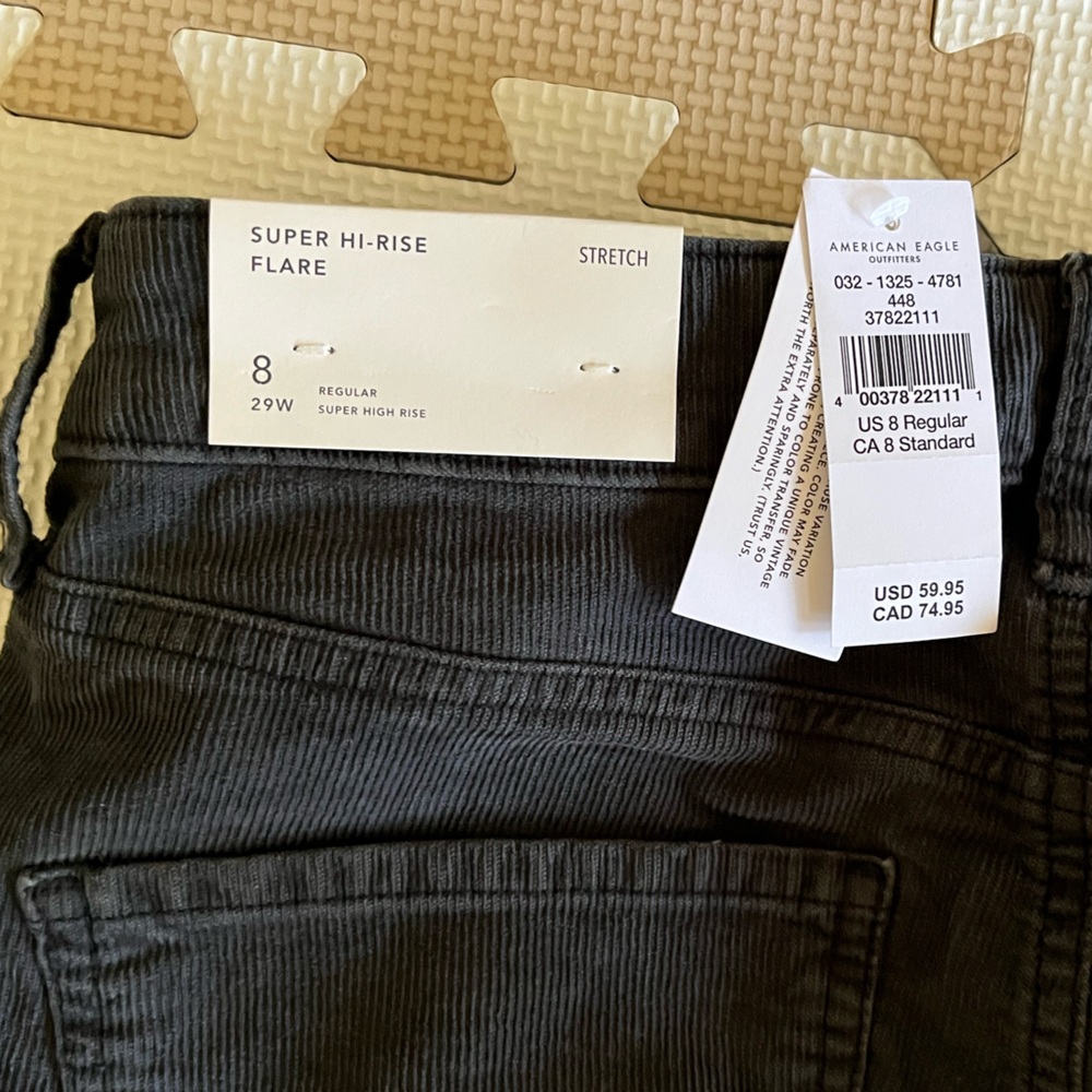 AMERICAN EAGLE SUPER HI RISE FLARE - NWT